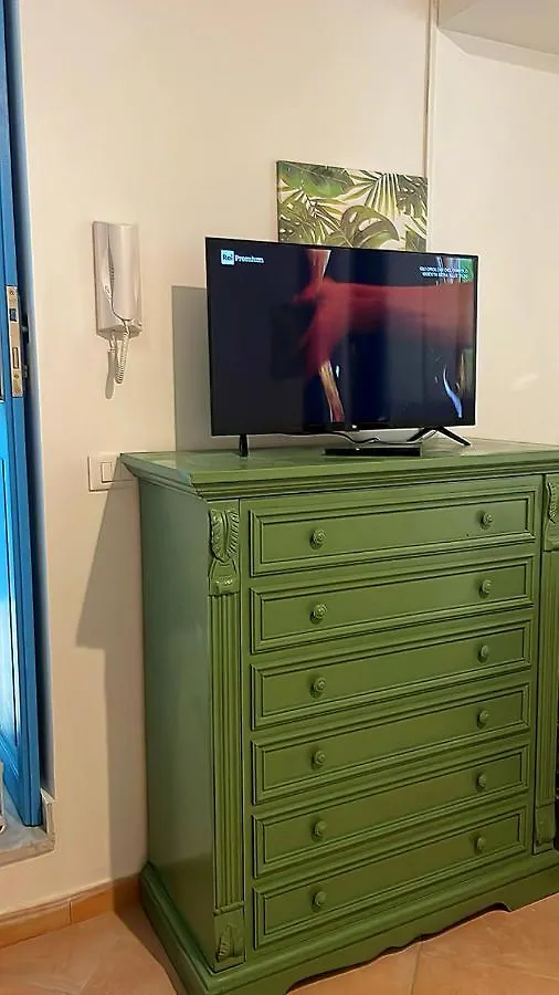 Cartari Apartment Palermo 0*,